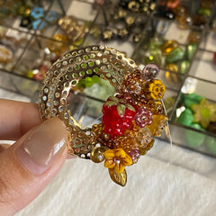 莓果樹林 – 胸針